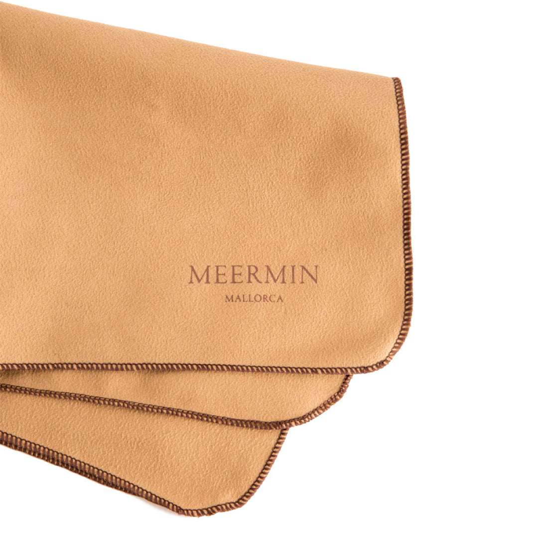 POLISHING CLOTH