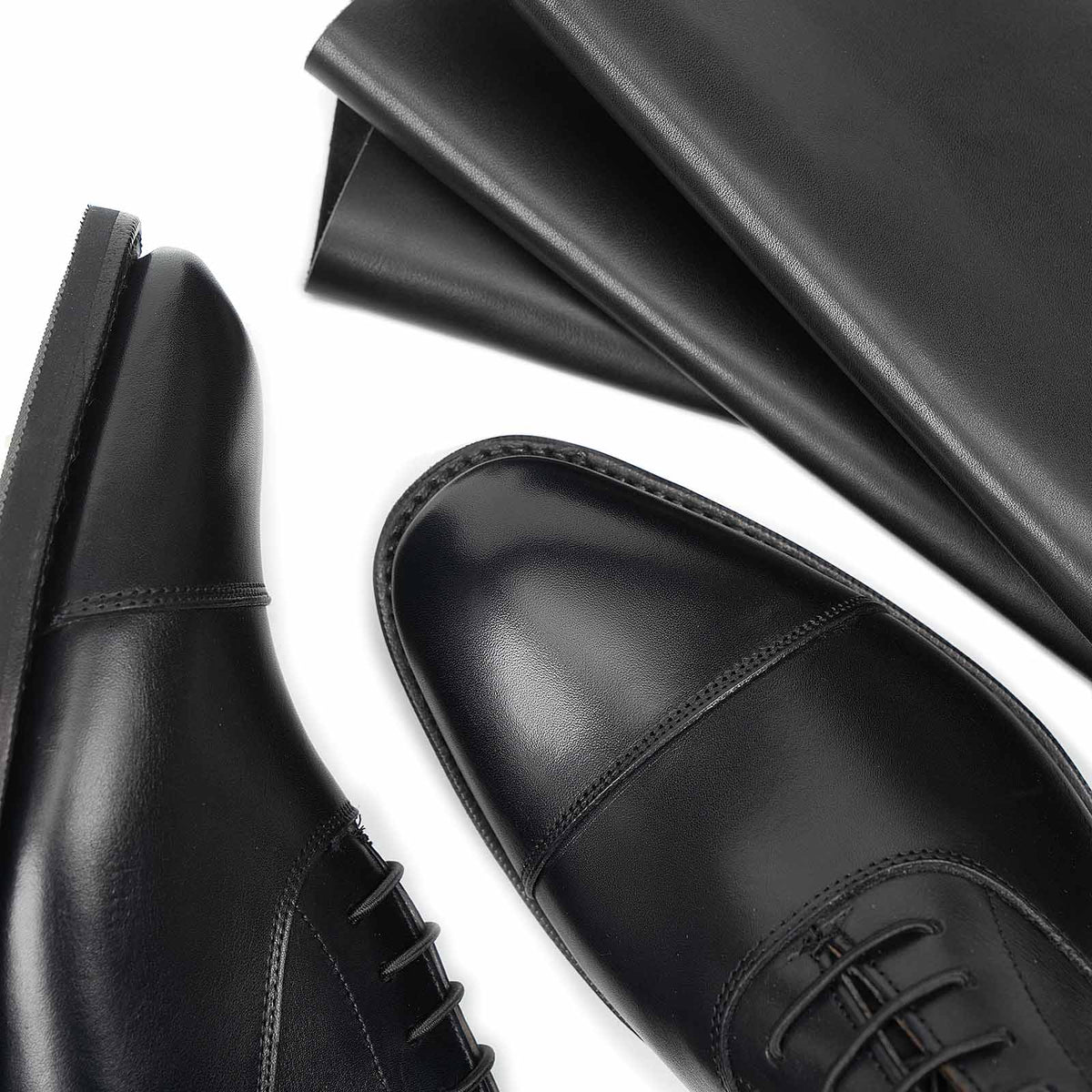 514150 - BLACK SILKCALF - E